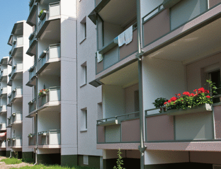 Marie-Curie-Straße 9