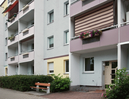 Erich-Weinert-Ring 4