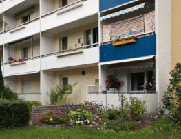 Erich-Weinert-Ring 4