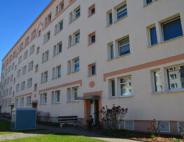 M.-Lomonossow-Str. 2