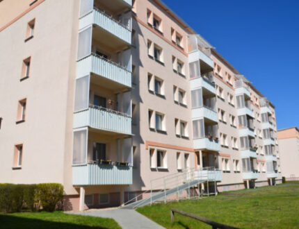 M.-Lomonossow-Str. 1