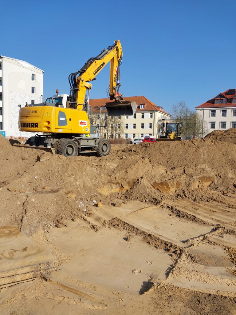 Tiefbauarbeiten haben begonnen