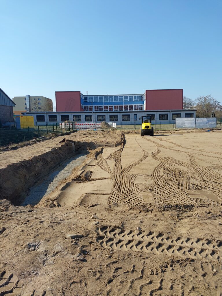 Tiefbauarbeiten haben begonnen